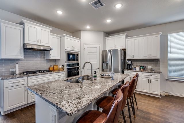 3305 Ironstone Rd, Northlake, TX 76226