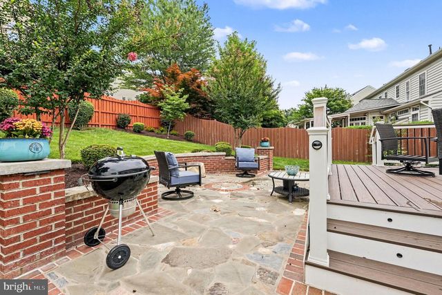 1942 POWELLS LANDING CIR, Woodbridge, VA 22191