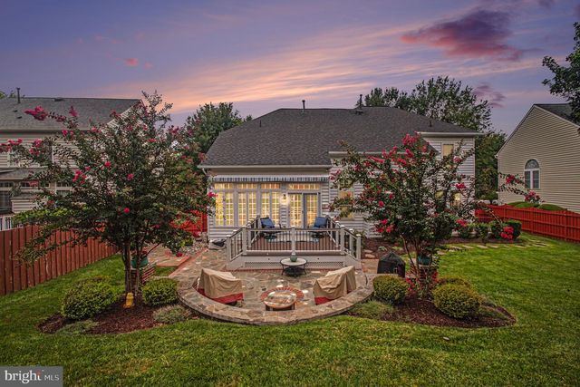 1942 POWELLS LANDING CIR, Woodbridge, VA 22191