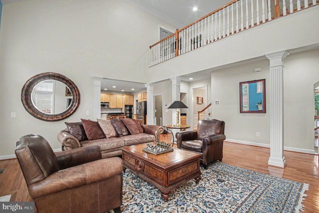 1942 POWELLS LANDING CIR, Woodbridge, VA 22191