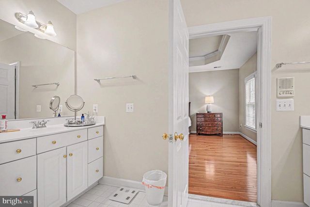 1942 POWELLS LANDING CIR, Woodbridge, VA 22191