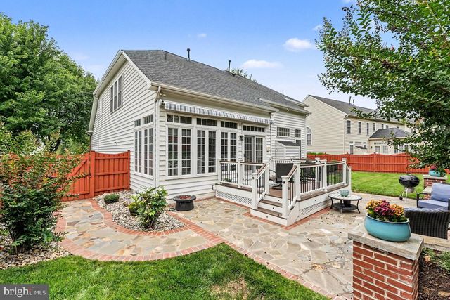 1942 POWELLS LANDING CIR, Woodbridge, VA 22191