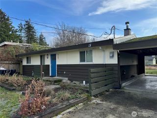 6105 S 124th St, Seattle, WA 98178