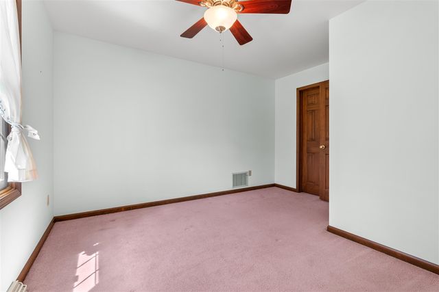 10501 N 22nd Street, Plainwell, MI 49080