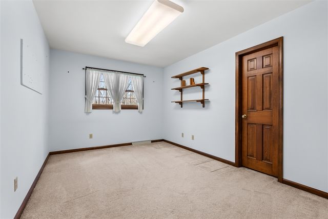 10501 N 22nd Street, Plainwell, MI 49080