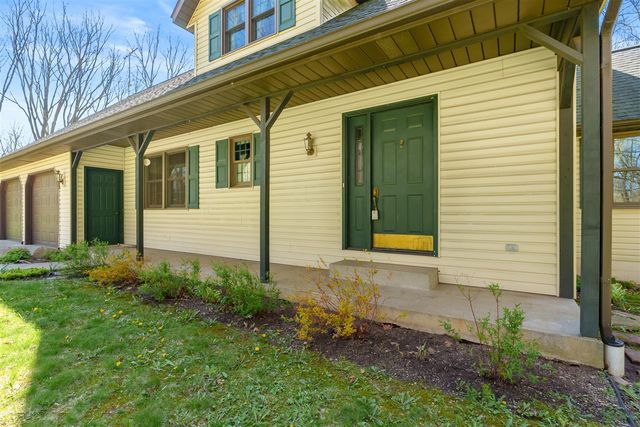 10501 N 22nd Street, Plainwell, MI 49080