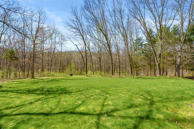 10501 N 22nd Street, Plainwell, MI 49080