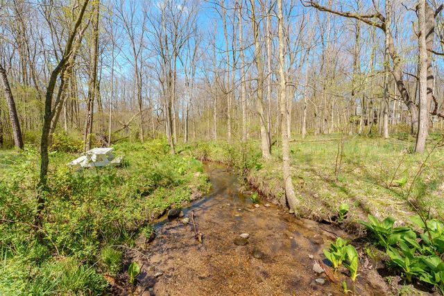 10501 N 22nd Street, Plainwell, MI 49080