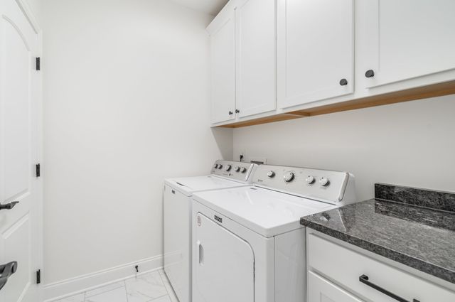 412 W Foxrun, Springfield, TN 37172