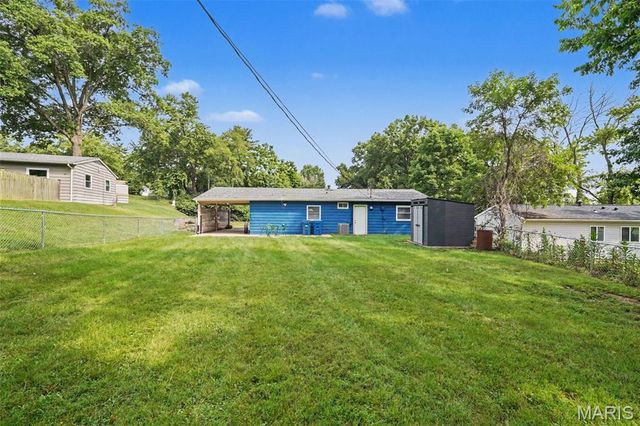 283 Ramsey Lane, Ballwin, MO 63021
