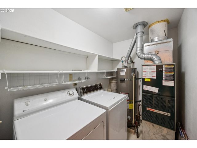 15116 Sw TRILLIUM Ln, Beaverton, OR 97007