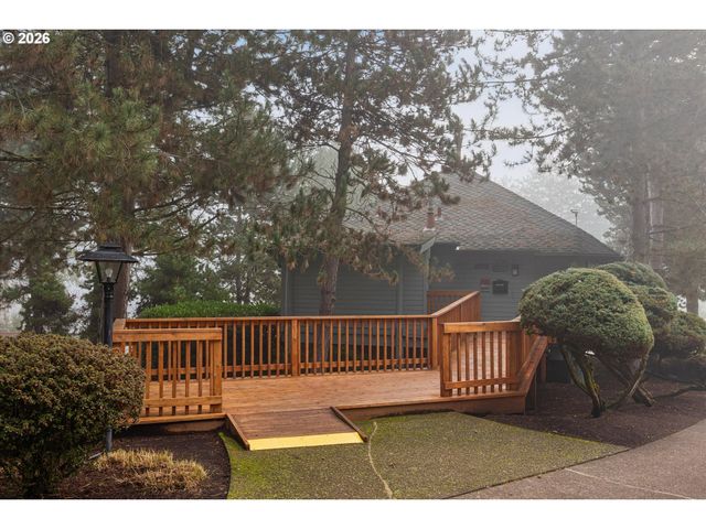 15116 Sw TRILLIUM Ln, Beaverton, OR 97007