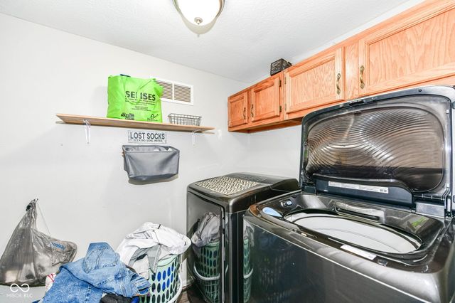 915 Congressional Way, Shelbyville, IN 46176