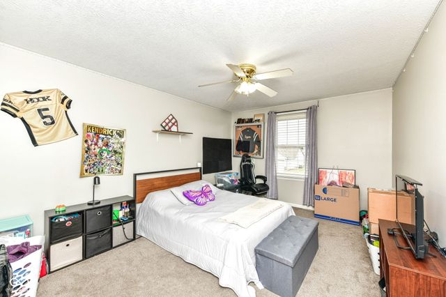 915 Congressional Way, Shelbyville, IN 46176