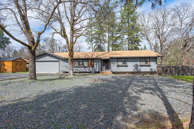 1000 Lawrence Lane, Merlin, OR 97532