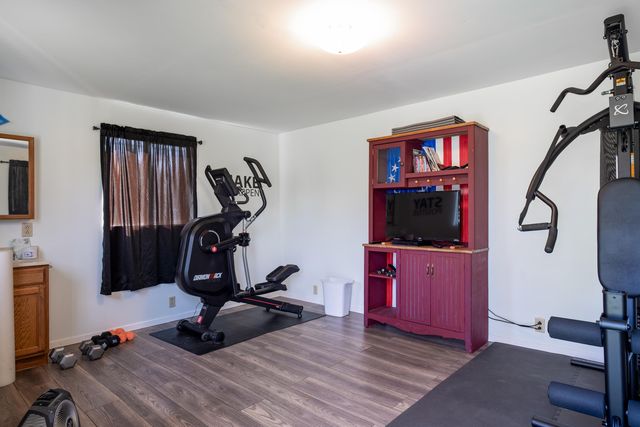 1000 Lawrence Lane, Merlin, OR 97532