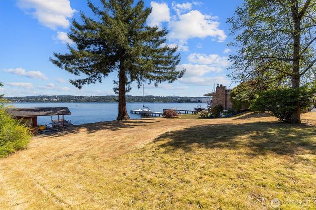 11136 Rainier Avenue S, Seattle, WA 98178