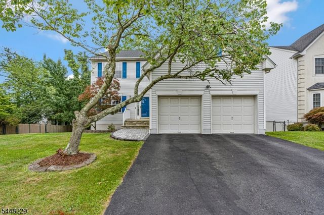 19 Heinrick Way, Bridgewater Twp., NJ 08807