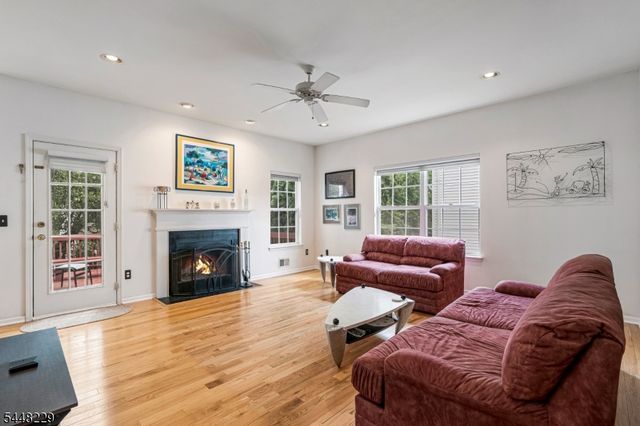 19 Heinrick Way, Bridgewater Twp., NJ 08807