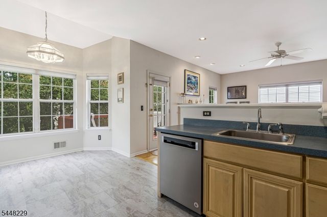 19 Heinrick Way, Bridgewater Twp., NJ 08807