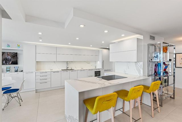 2600 S Ocean Boulevard 19-E, Boca Raton, FL 33432