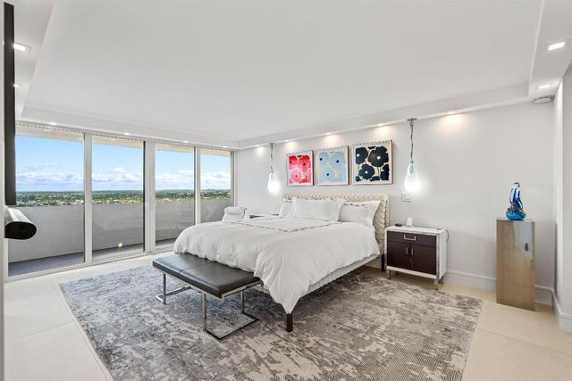 2600 S Ocean Boulevard 19-E, Boca Raton, FL 33432