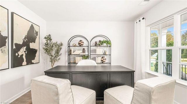 4872 Mount Hope Drive, Winston-salem, NC 27107