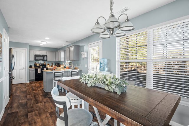 1413 Fall Pkwy, Murfreesboro, TN 37129