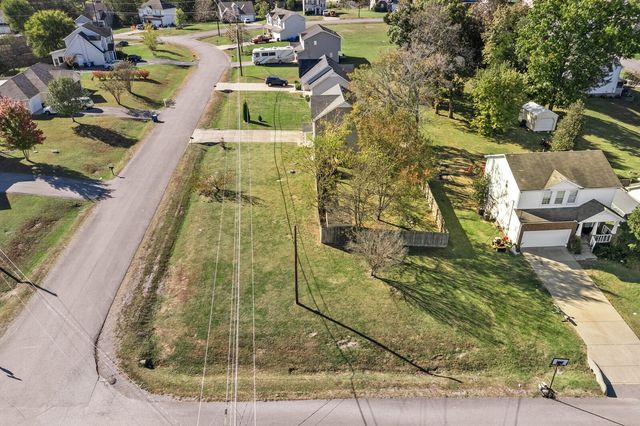 1413 Fall Pkwy, Murfreesboro, TN 37129