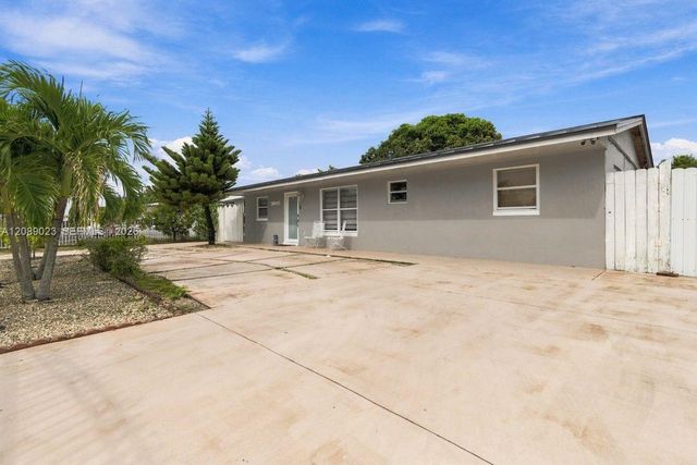 20505 NW 45th Avenue, Miami Gardens, FL 33055