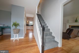 316 GREENBRIAR LN, Havertown, PA 19083