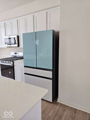 3271 Morab Drive, Zionsville, IN 46077