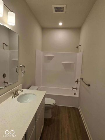 3271 Morab Drive, Zionsville, IN 46077