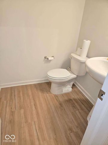 3271 Morab Drive, Zionsville, IN 46077