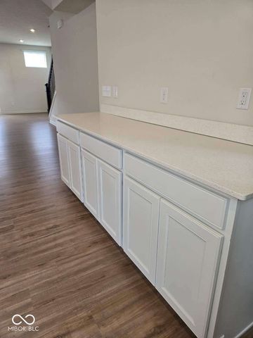 3271 Morab Drive, Zionsville, IN 46077