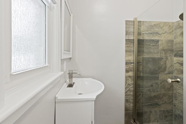 1000 W 54th Avenue, Merrillville, IN 46410