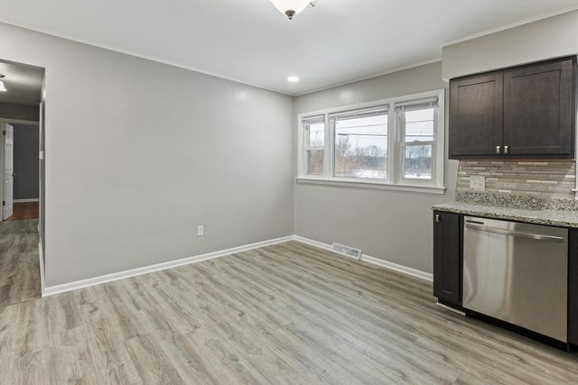 1000 W 54th Avenue, Merrillville, IN 46410