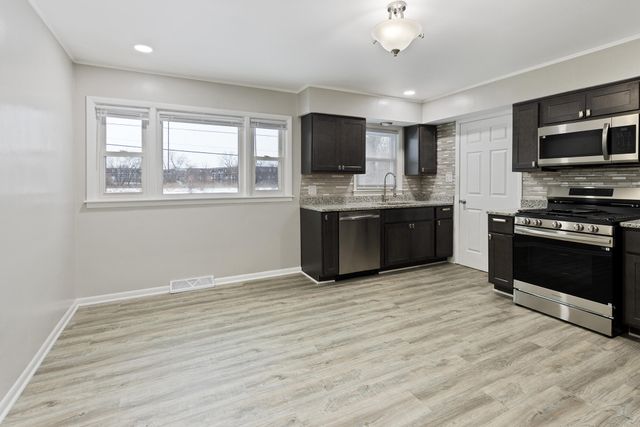 1000 W 54th Avenue, Merrillville, IN 46410