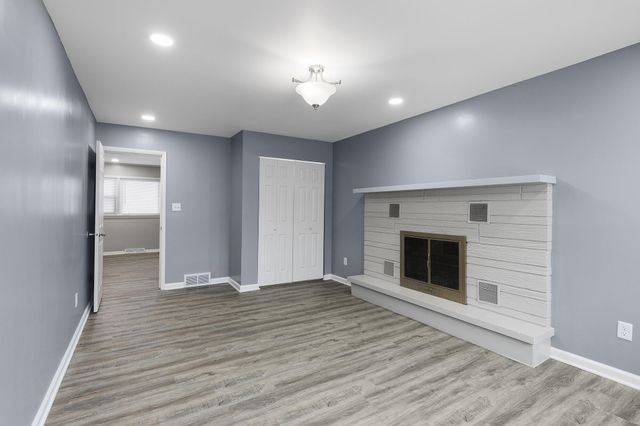 1000 W 54th Avenue, Merrillville, IN 46410