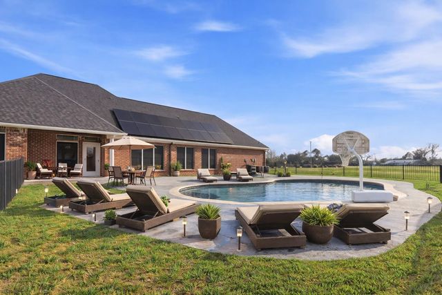 3627 Madison Avenue, Beach City, TX 77523