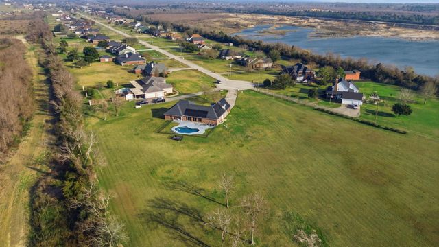 3627 Madison Avenue, Beach City, TX 77523