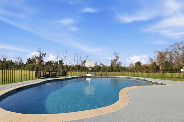 3627 Madison Avenue, Beach City, TX 77523