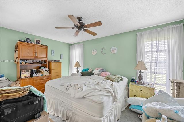 2065 SW 17th Dr, Deerfield Beach, FL 33442