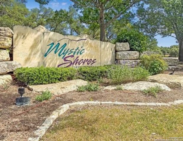 701 Mystic Shores Blvd, Spring Branch, TX 78070