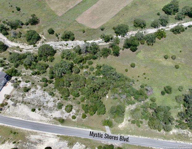 701 Mystic Shores Blvd, Spring Branch, TX 78070