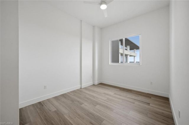 1950 Mayfair ST PH7, Naples, FL 34104