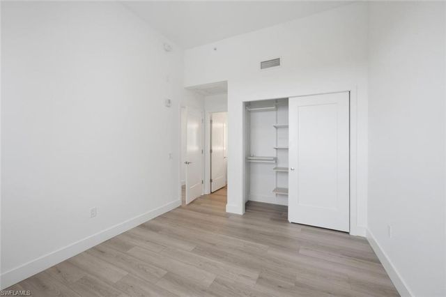 1950 Mayfair ST PH7, Naples, FL 34104