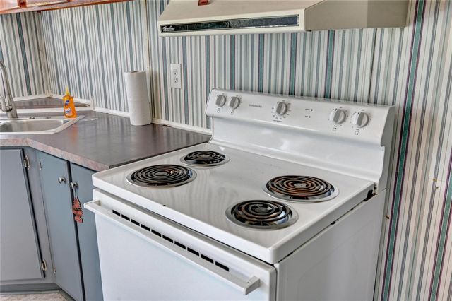 8119 Yale Street, Houston, TX 77037