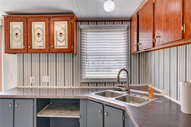 8119 Yale Street, Houston, TX 77037