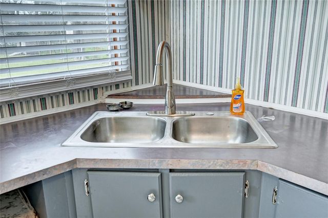 8119 Yale Street, Houston, TX 77037